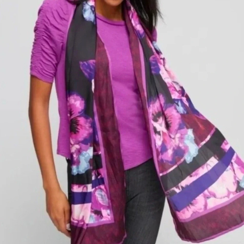 White House Black Market GWP Voila Oblong Scarf Viola Scarf Cabernet NWT‎